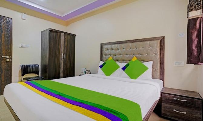 מומביי Hotel Skylink Hospitality Next To Amber Imperial מראה חיצוני תמונה